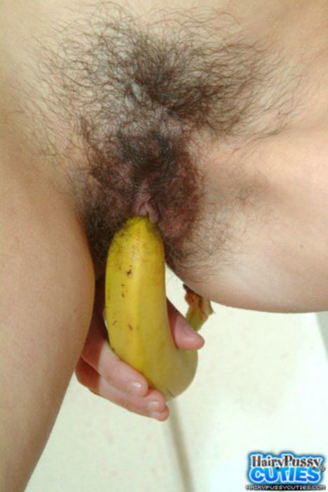 Мастурбация бананом